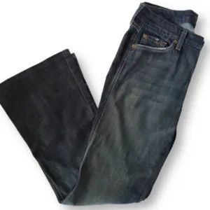 7 For All Mankind &quot;A&quot; Pocket Bootcut Jeans Size 28