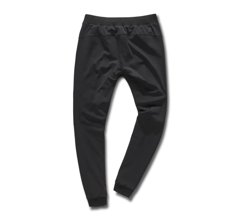 A—L Jogger