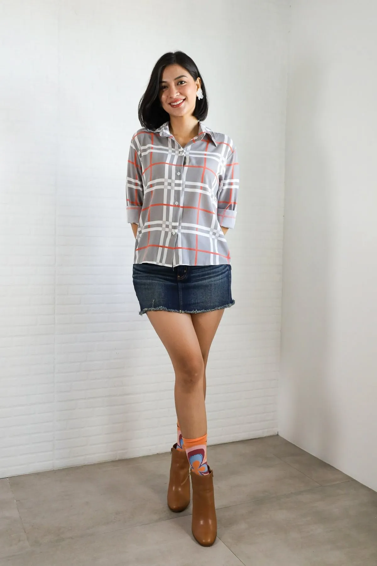 ANIKA Plaid Button-Down Shirt (Gray)
