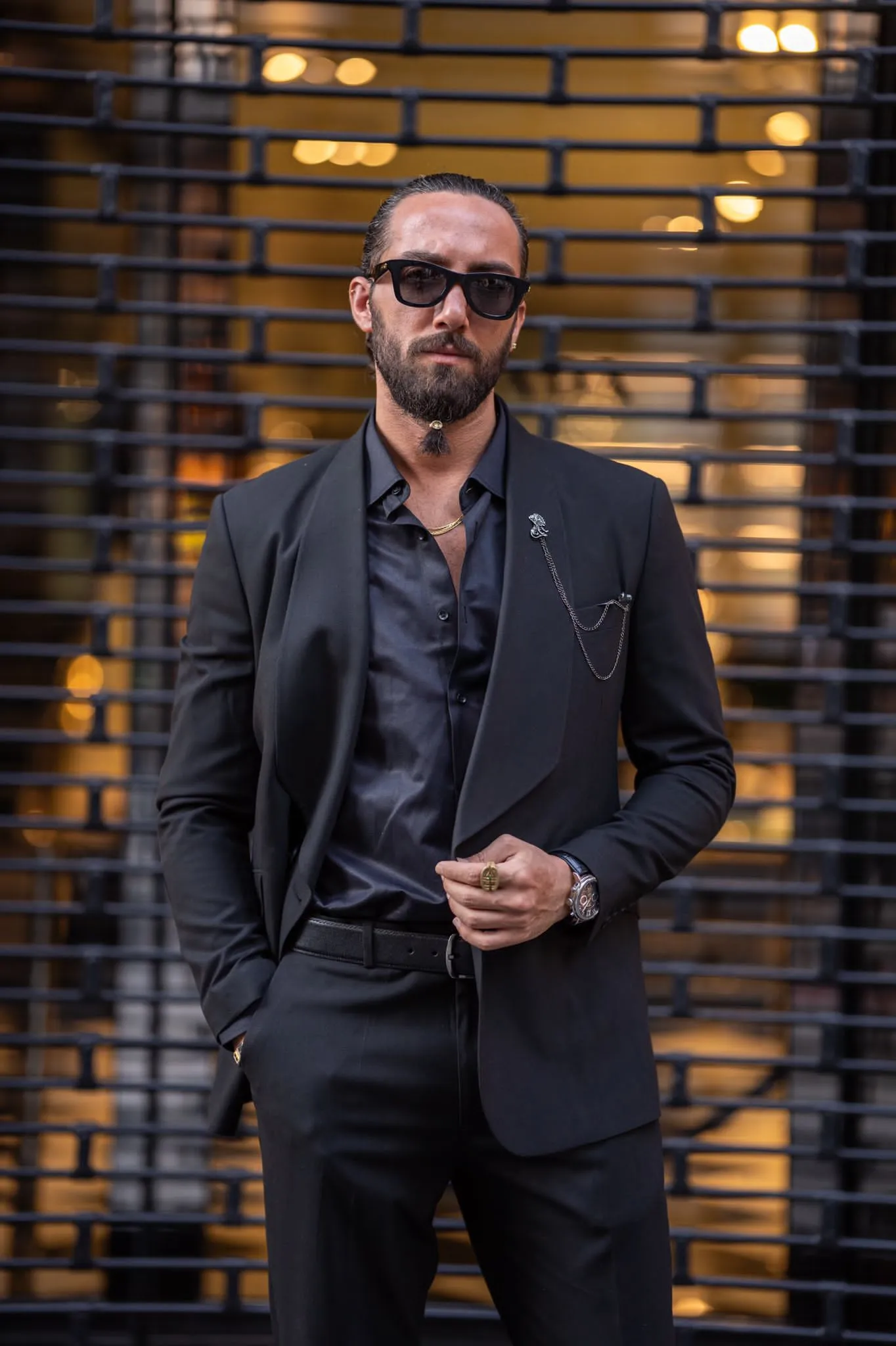 Ardean Black Slim Fit Shawl Lapel 2 Piece Suit for Modern Men