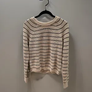 AUTUMN CASHMERE-Striped Scallop Shaker Crew Latte/Black