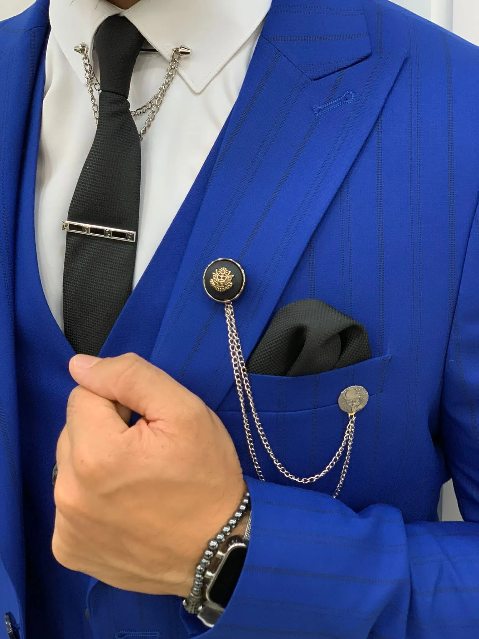 Barrua Blue Slim Fit Peak Lapel Striped Suit