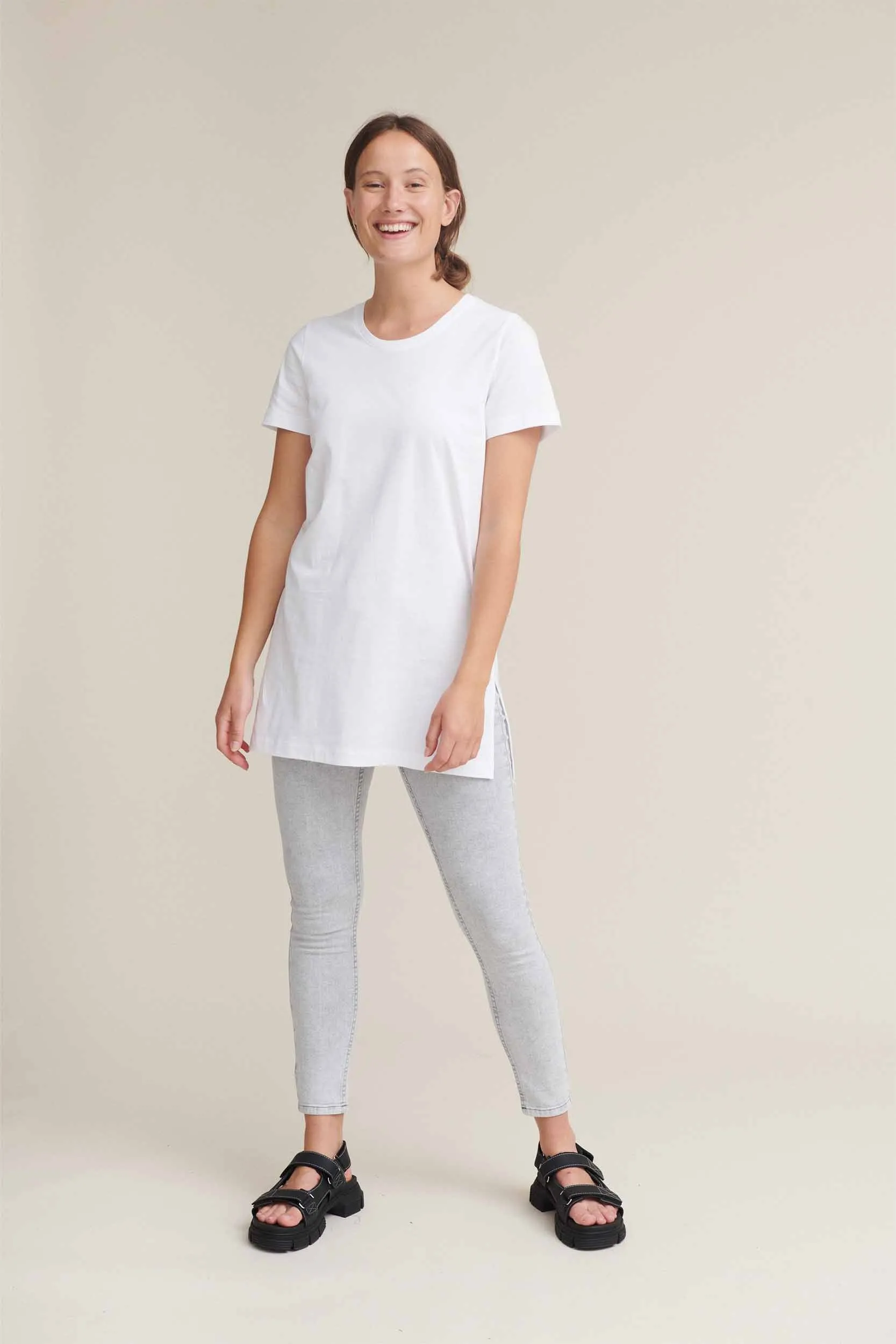 BASIC APPAREL Eve Jeans grey