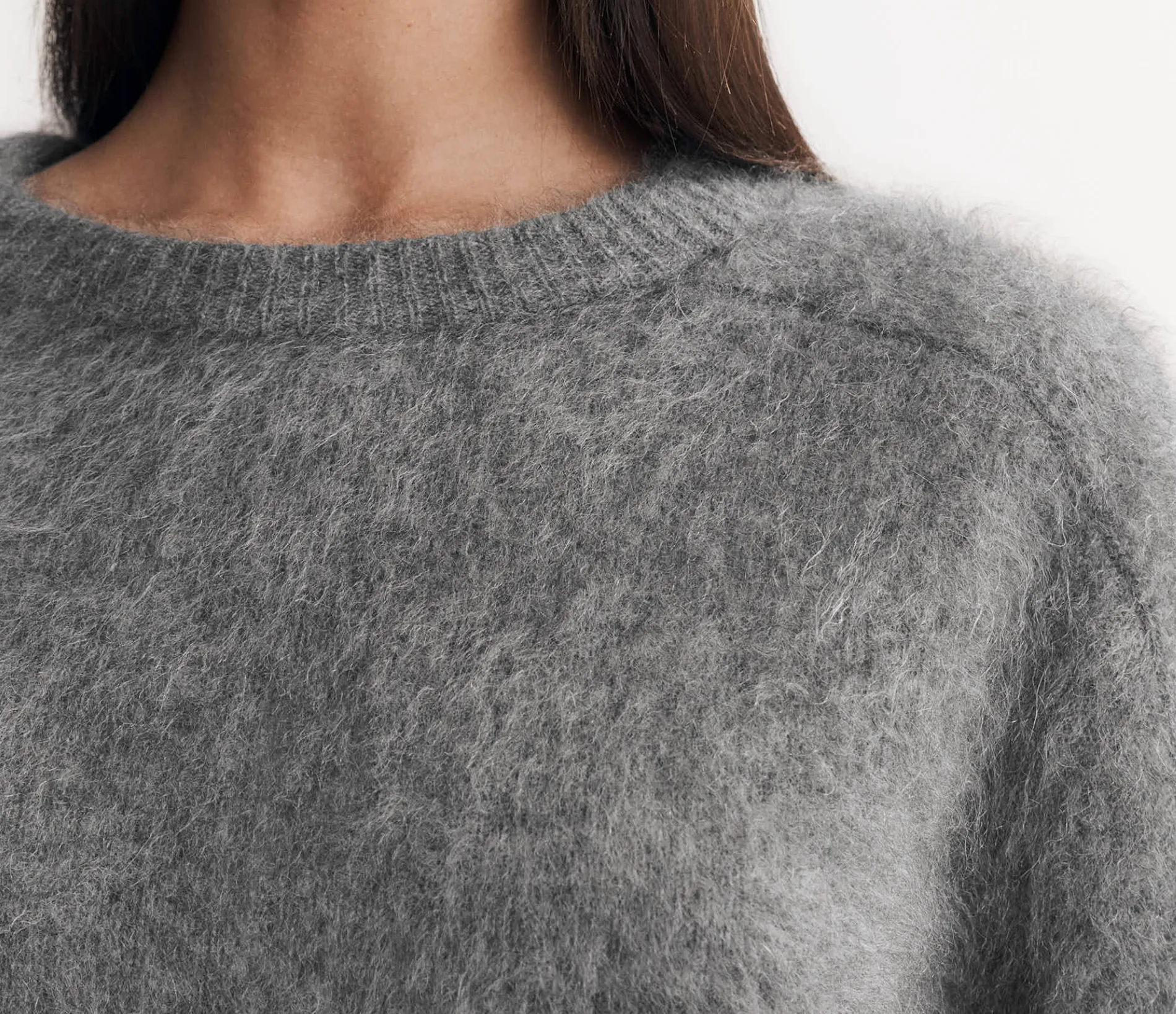 Brushed Crewneck | Soft Goat
