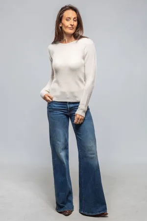 Cara Scoop Neck Cashmere Sweater In Stucco