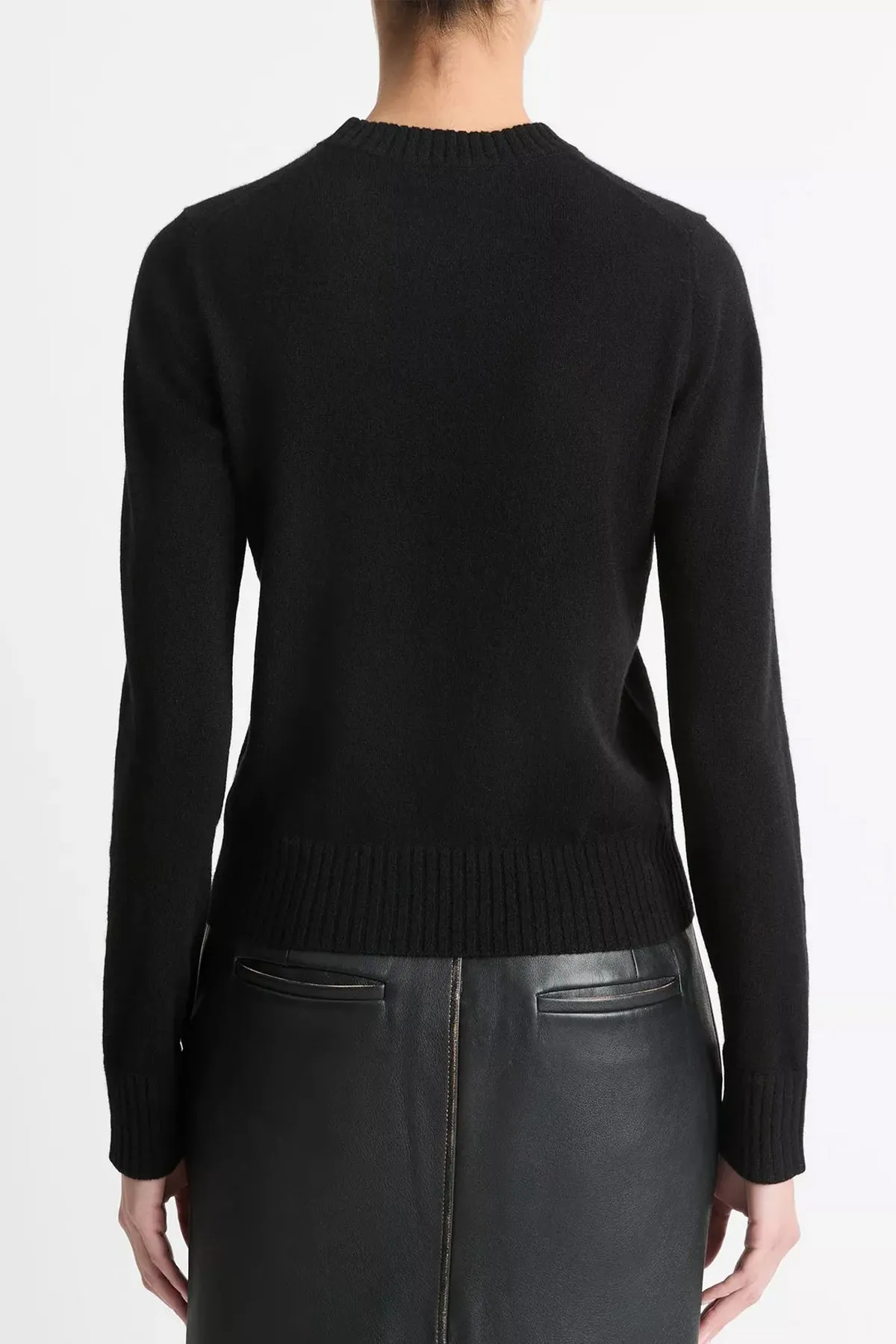 Cashmere Crew Neck Sweater in Black
