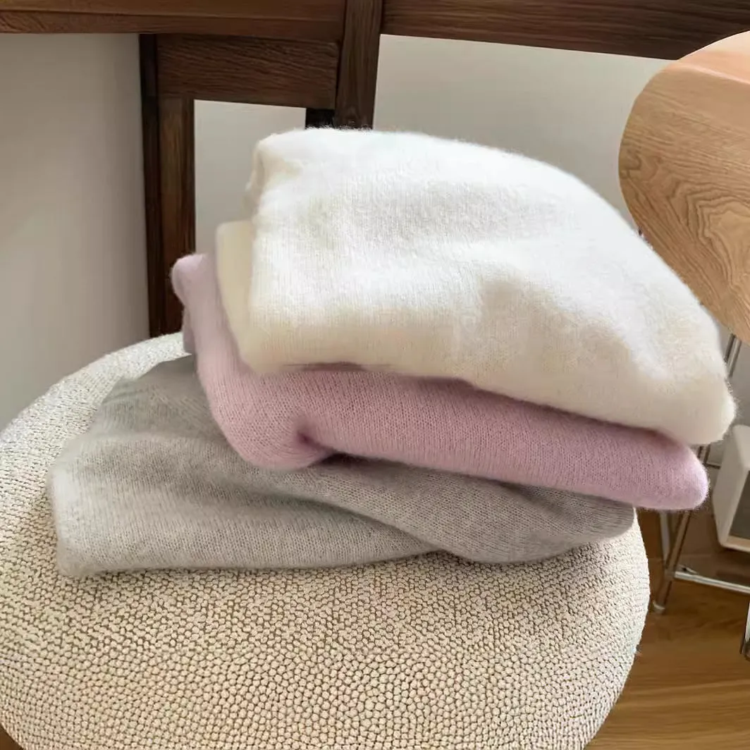 Cashmere sweater
