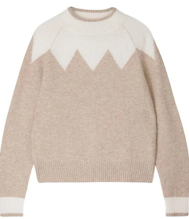 Cashmere Wool Zig Zag Turtle in Cream and Organic Light Brown