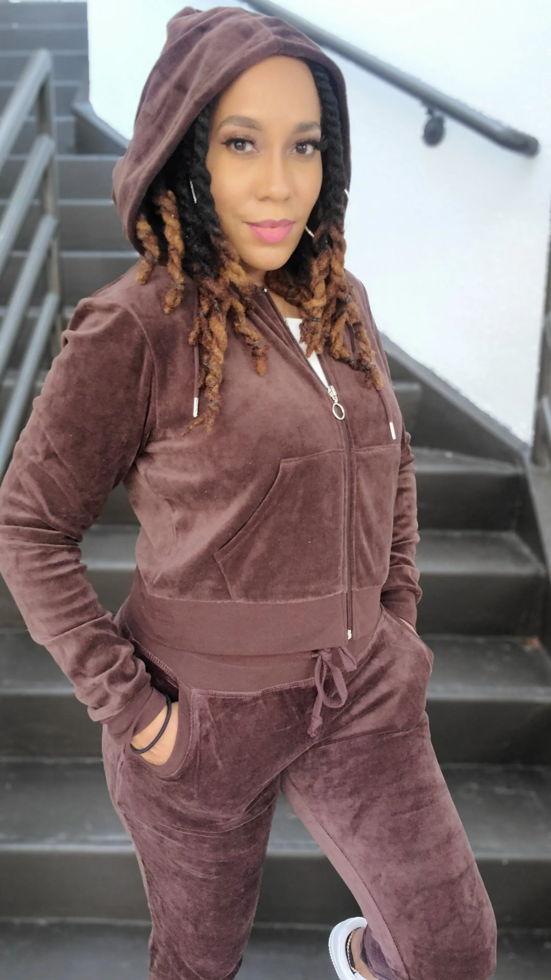 Cozy it Up Velour Jogger Set | Brown
