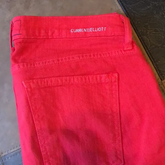 Current Elliot The Rolled Skinny Jeans in Caution Red Size 28