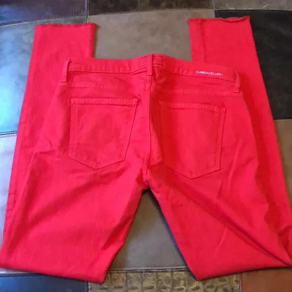 Current Elliot The Rolled Skinny Jeans in Caution Red Size 28