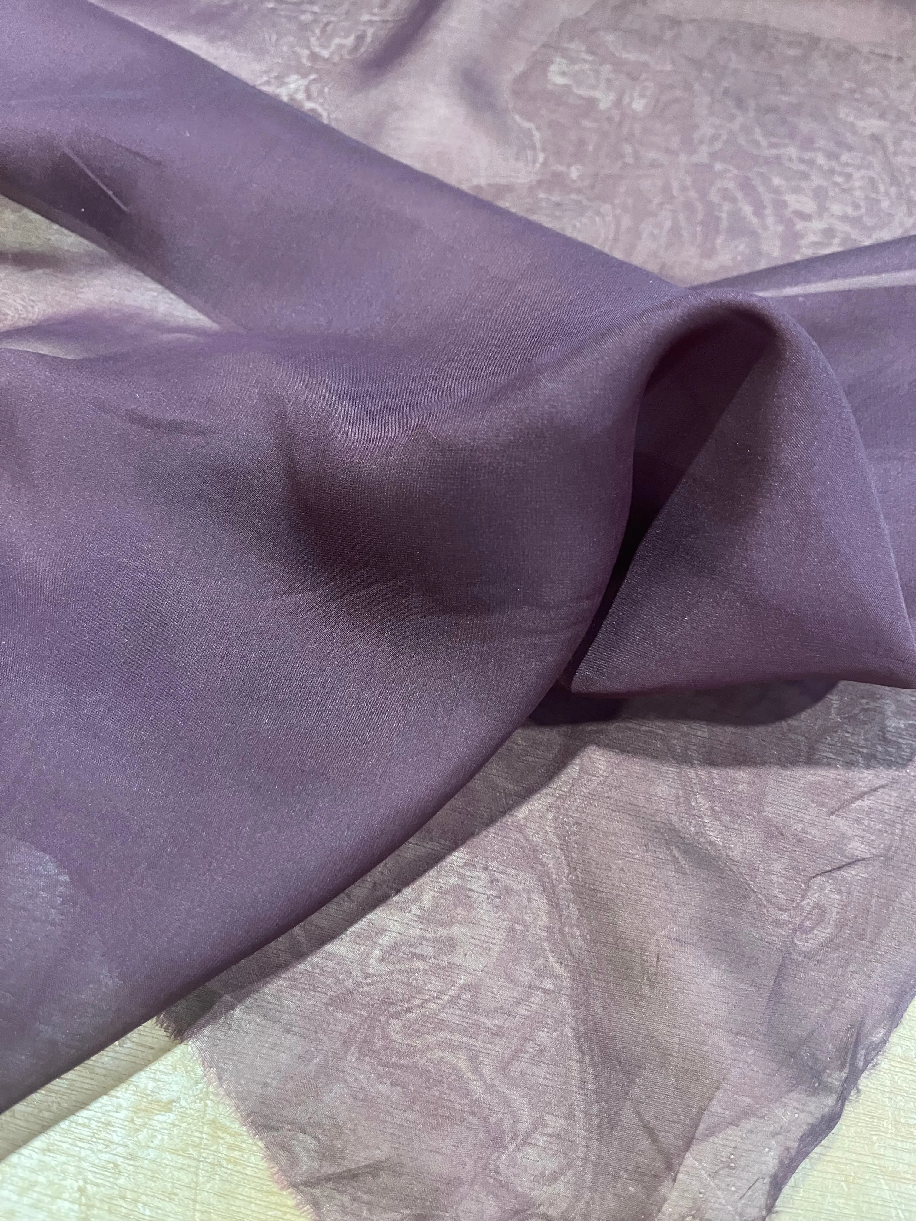 E02 Martine 007 SILK chiffon Dark brown