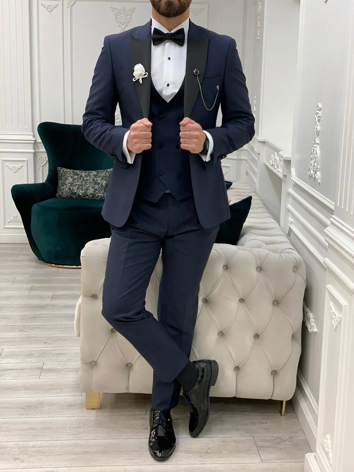 Eden Navy Blue Slim Fit Peak Lapel Tuxedo