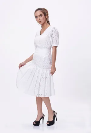 Embroidery Eyelet Panel Skirt