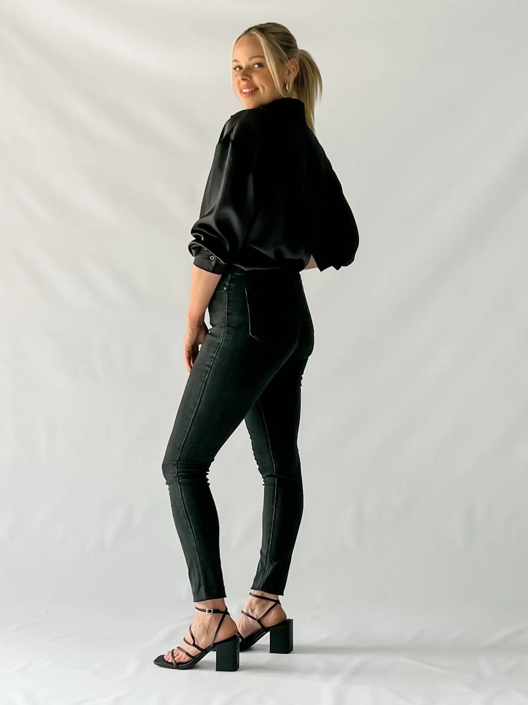 EVERMORE JEANS - BLACK WASH