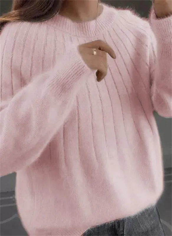 Fluffy knitted sweater made from fur-colored cashmere
