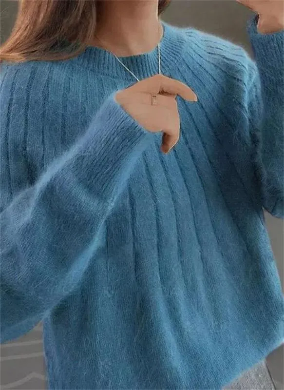 Fluffy knitted sweater made from fur-colored cashmere