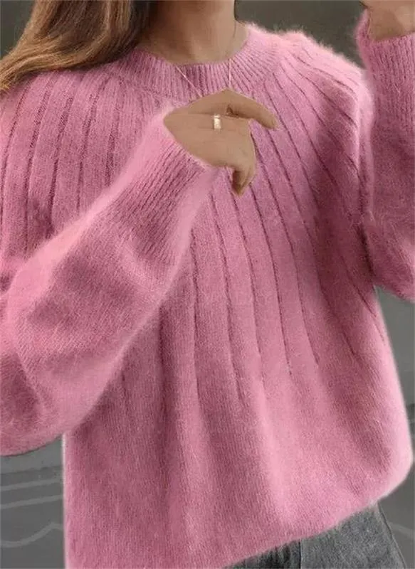 Fluffy knitted sweater made from fur-colored cashmere