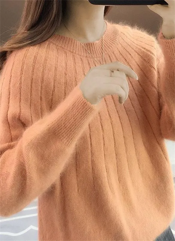 Fluffy knitted sweater made from fur-colored cashmere