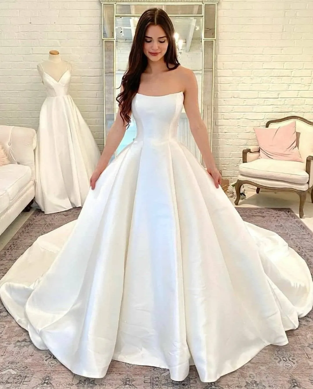 Full Satin Backless Wedding Dresses Strapless Corset