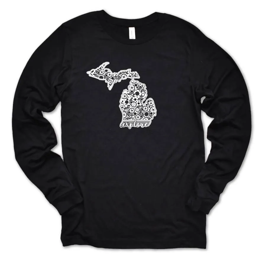 Go Explore long sleeve tee