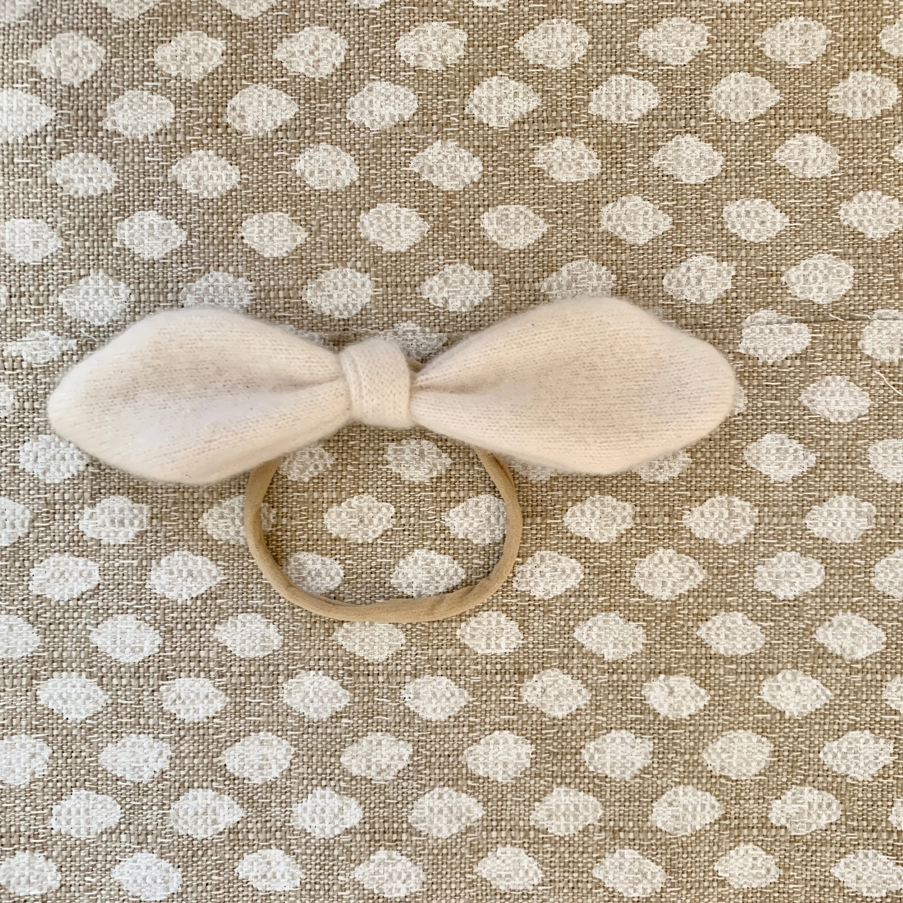 Hair Bow Cashmere, Winter White