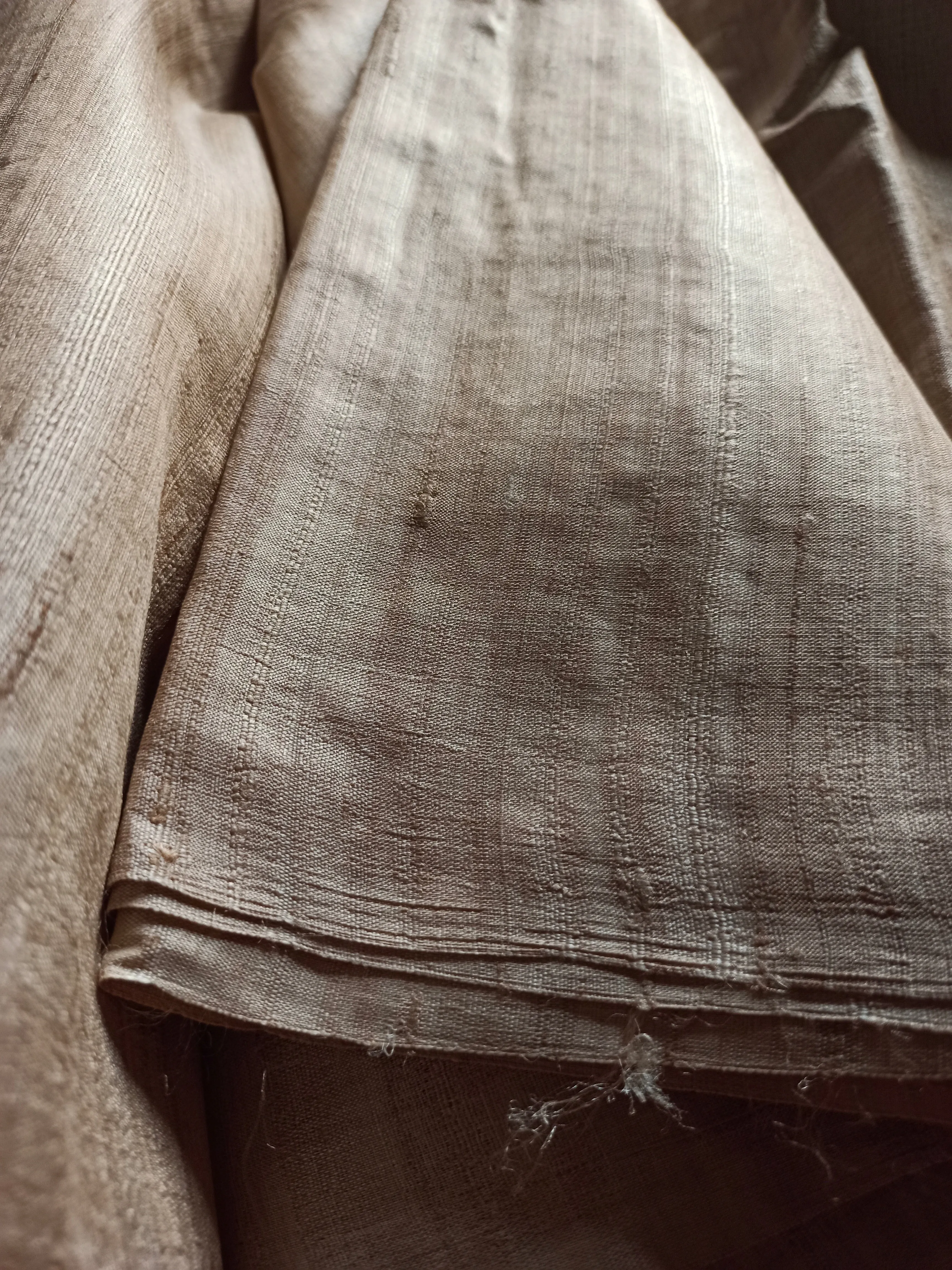 Handwoven Pure Tussar Fabric (Dyeable)