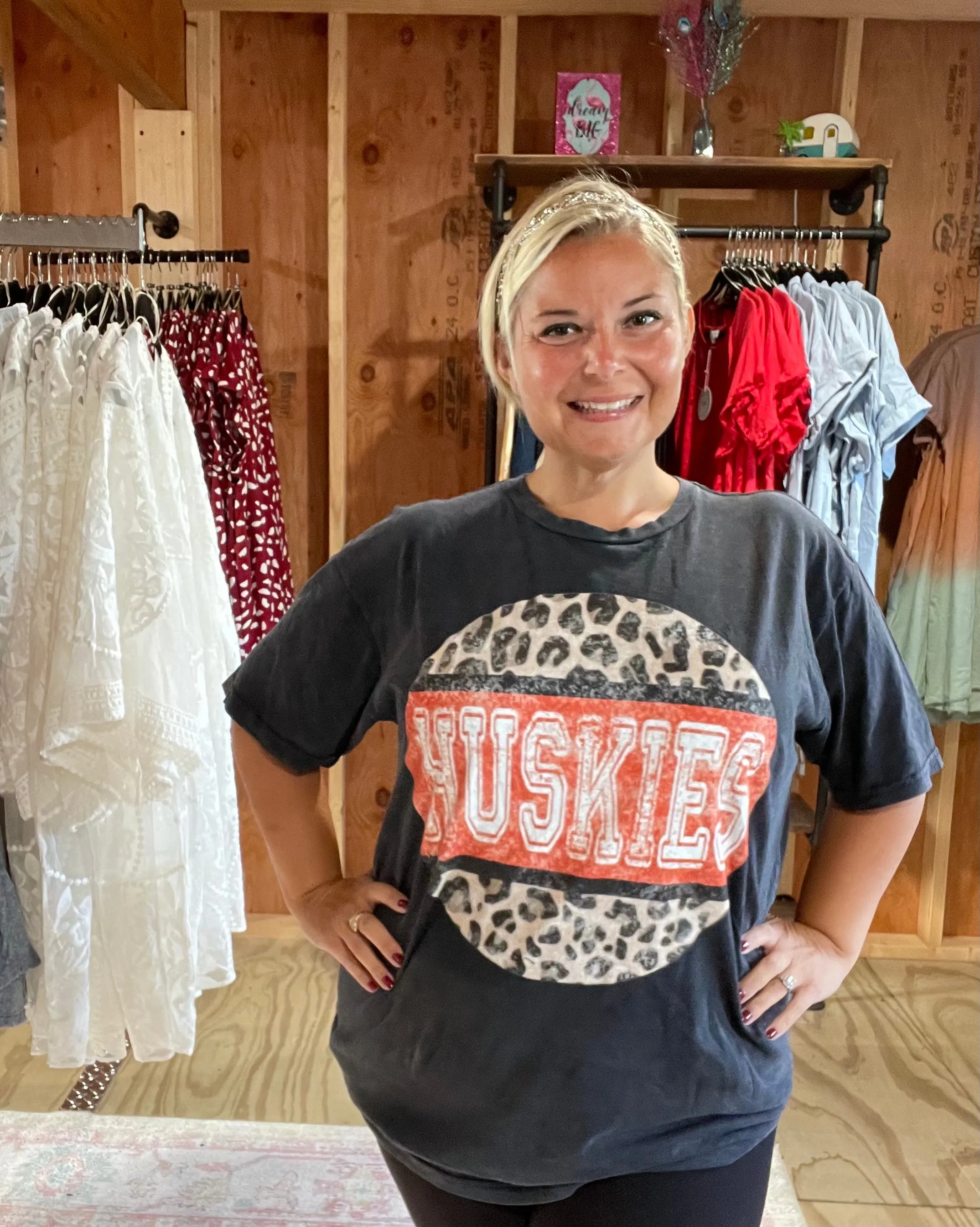 Huskies Short Sleeve Tee