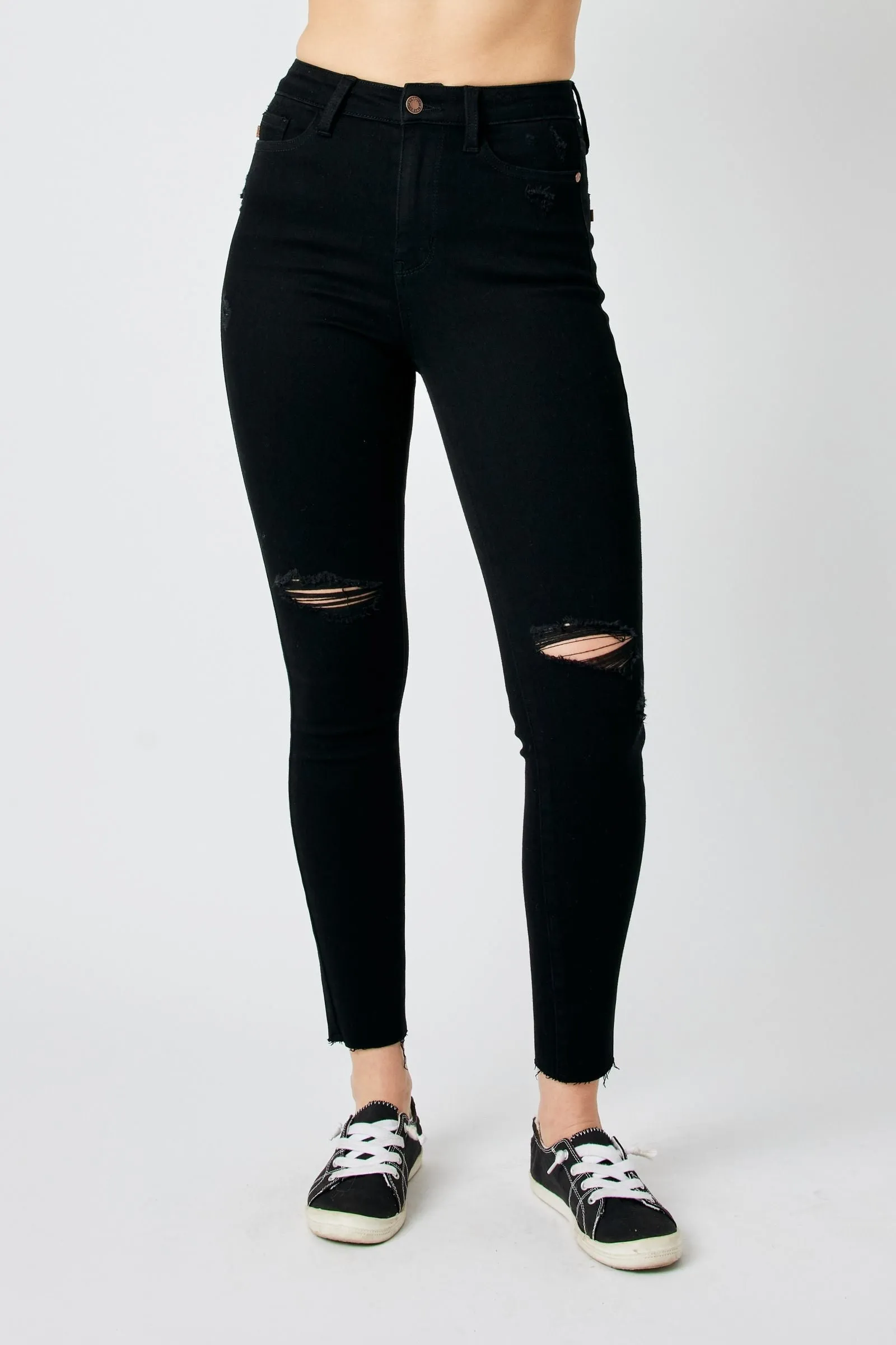 HW BLACK SKINNY JEAN BY JUDY BLUE