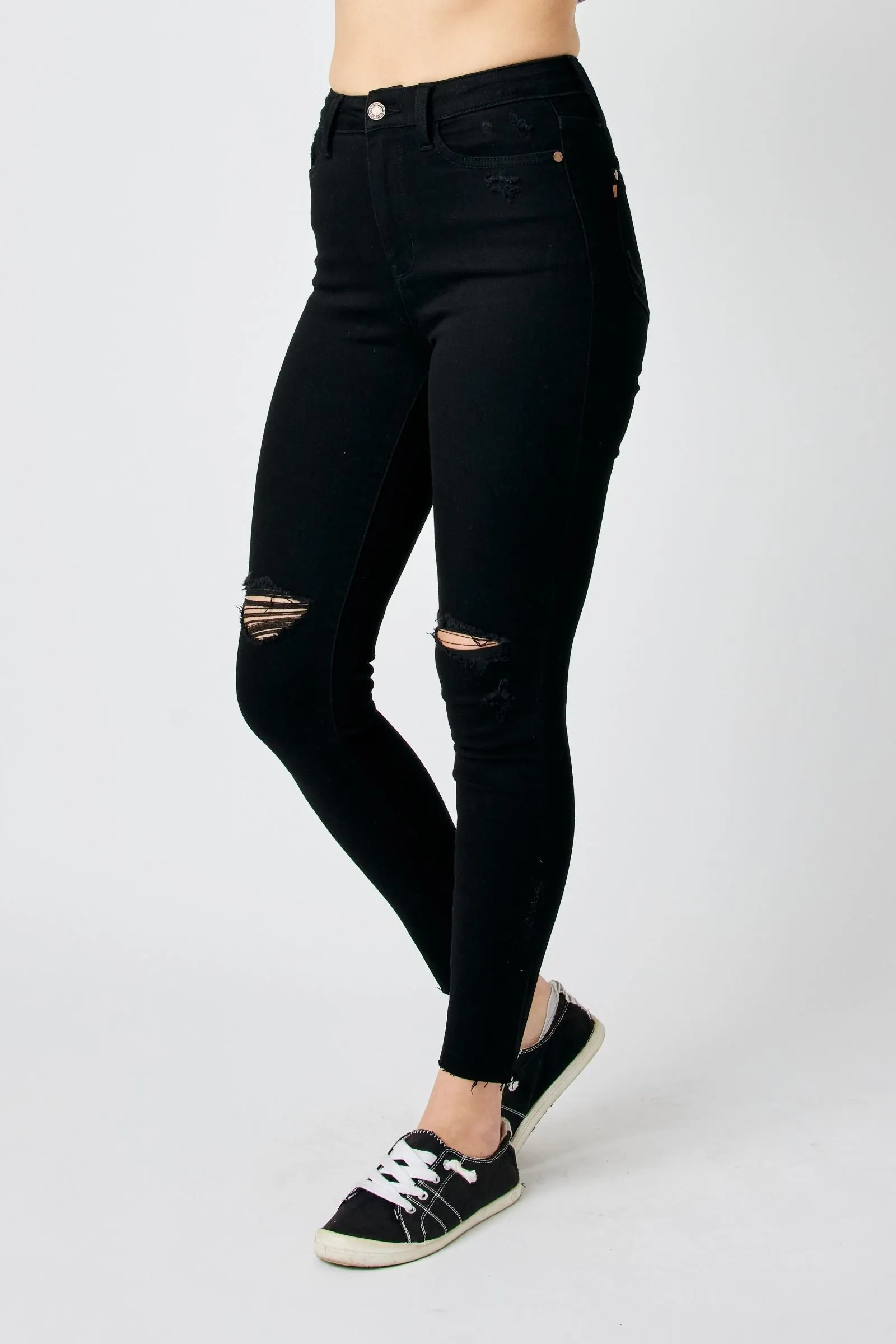 HW BLACK SKINNY JEAN BY JUDY BLUE
