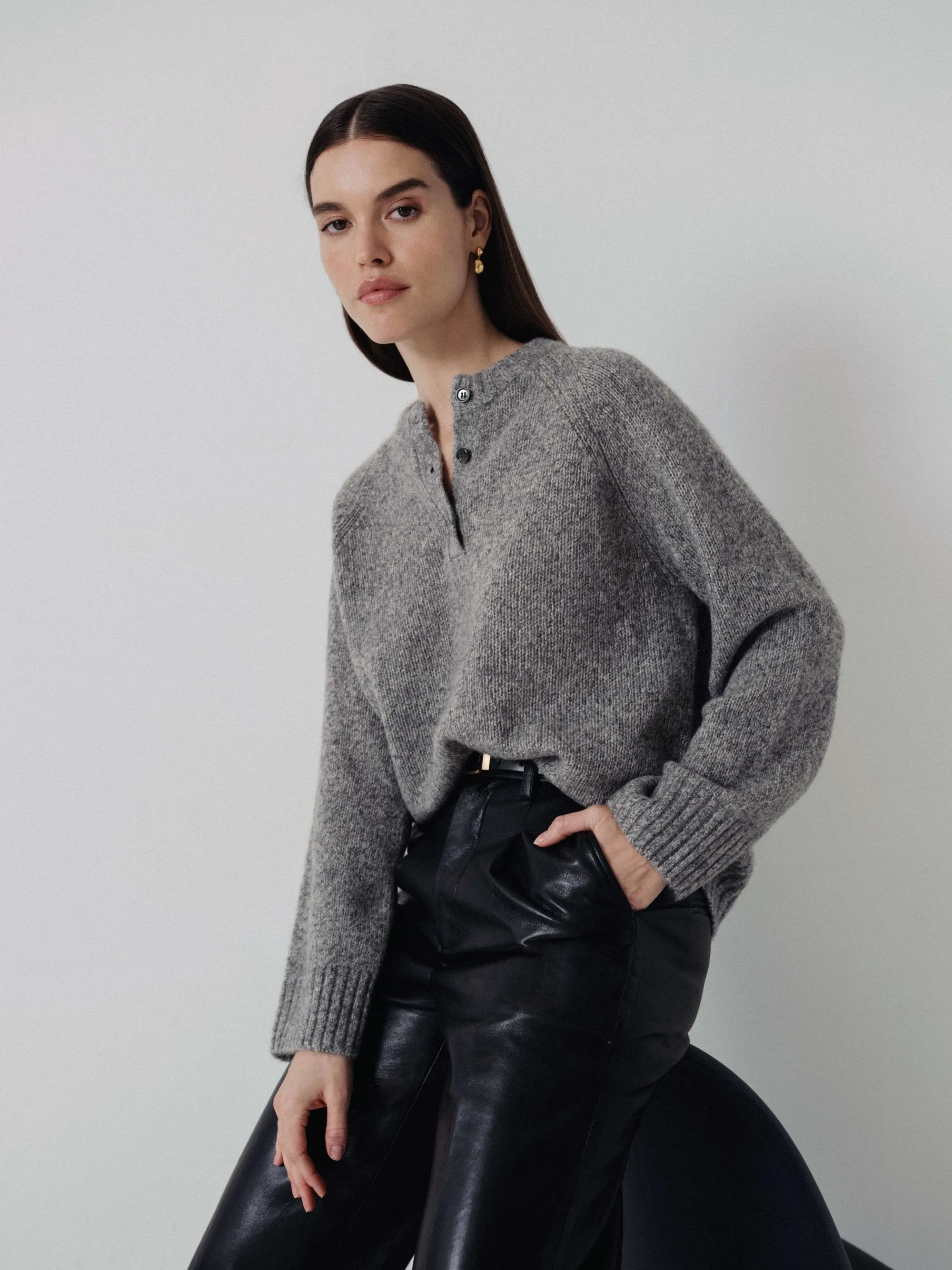 Iris Crewneck Henley Cashmere Pullover