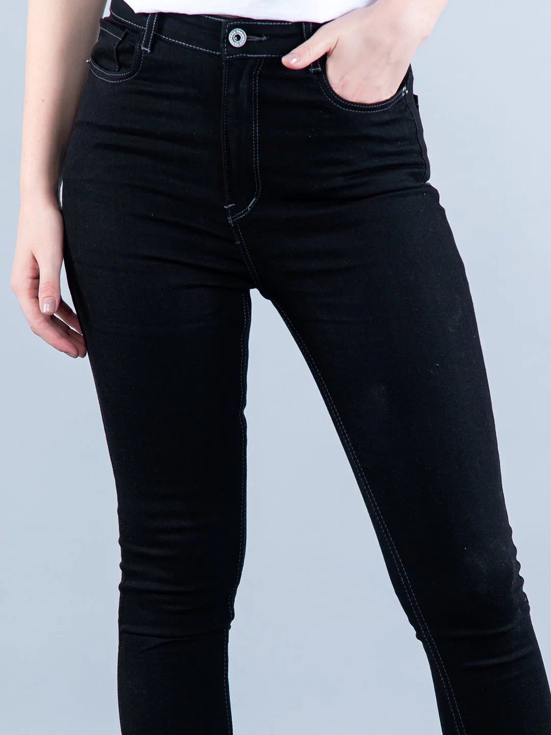 Jet Black Skinny Fit Jeans For Women