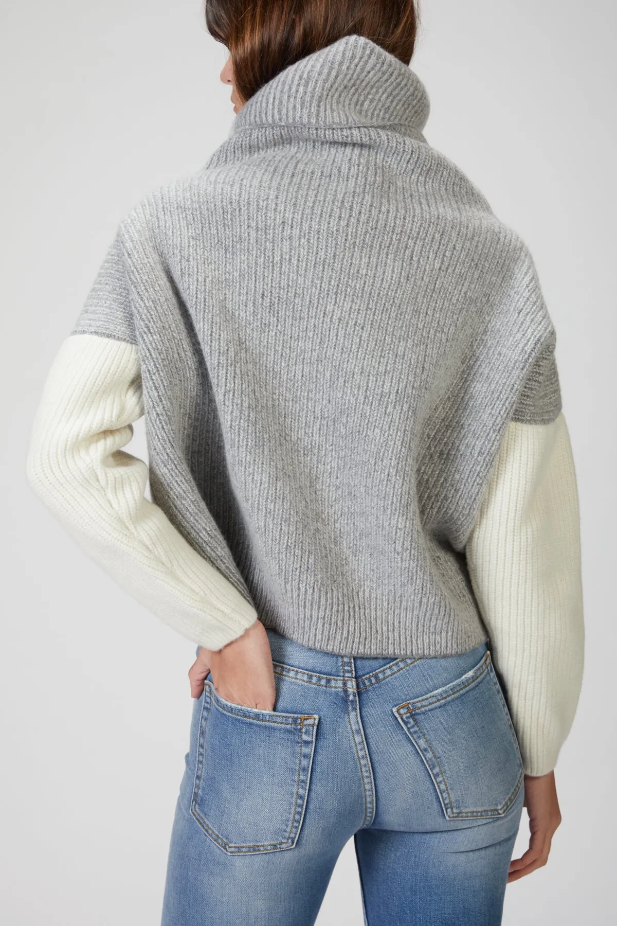 JOAN JUMPER