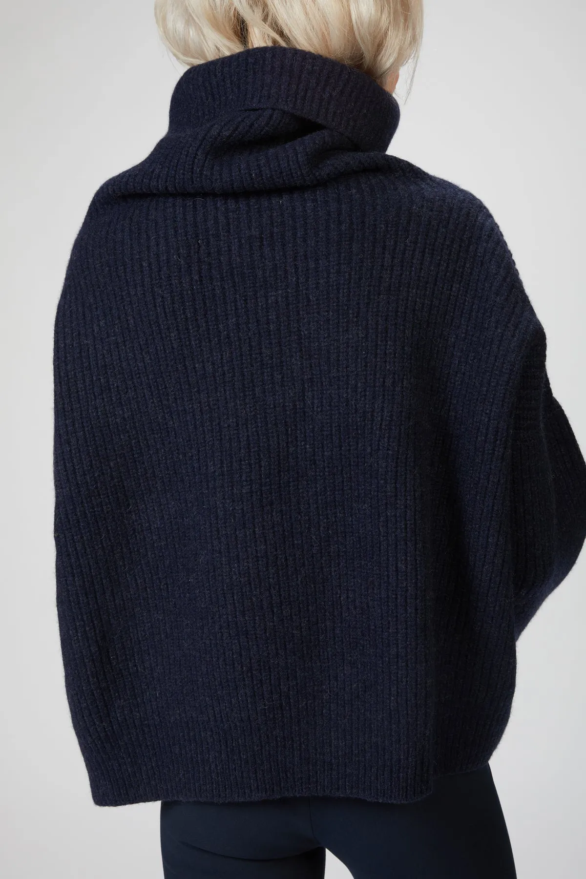 JOAN JUMPER