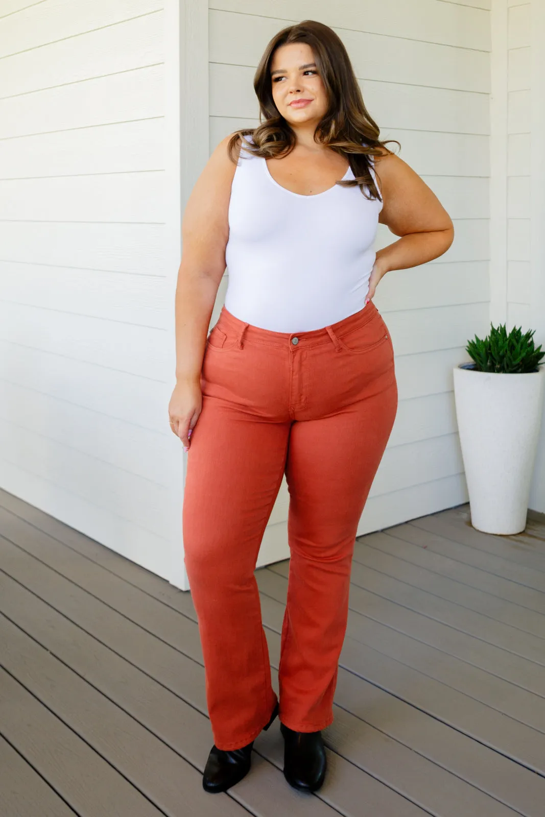 JUDY BLUE Autumn Mid Rise Slim Bootcut Jeans in Terracotta
