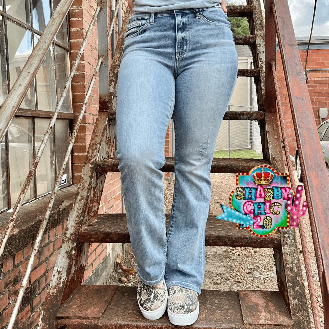 Judy Blue Light Non Distressed Mid-Rise Bootcut Jeans