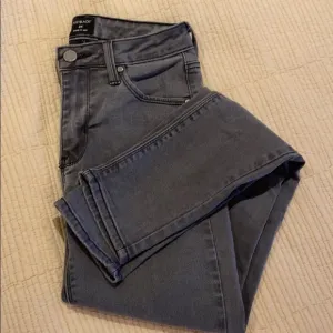 Just Black Jeans (Grey) size 24 skinny
