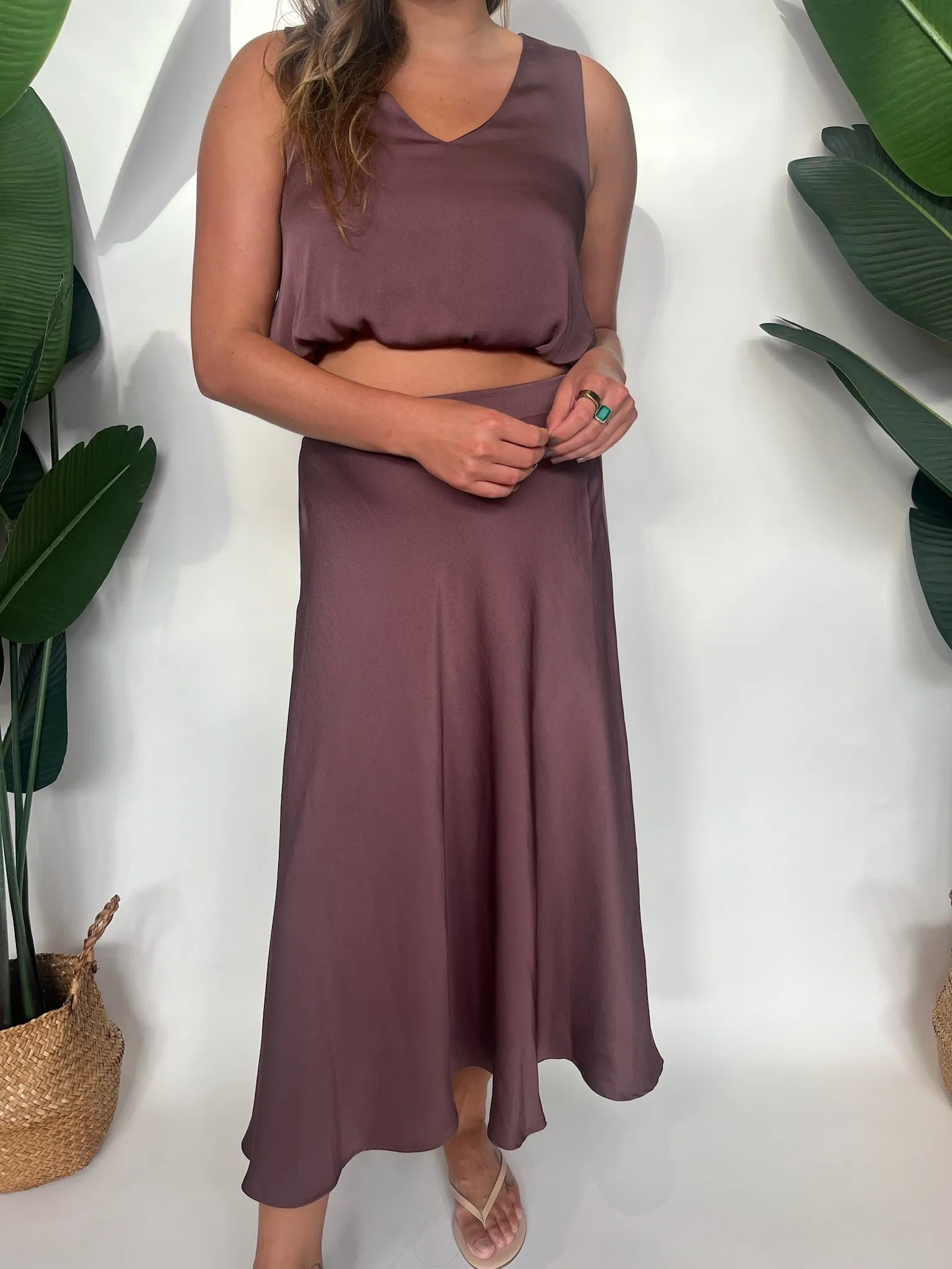 KLD V-Neck Washed Satin Bubble Hem Top