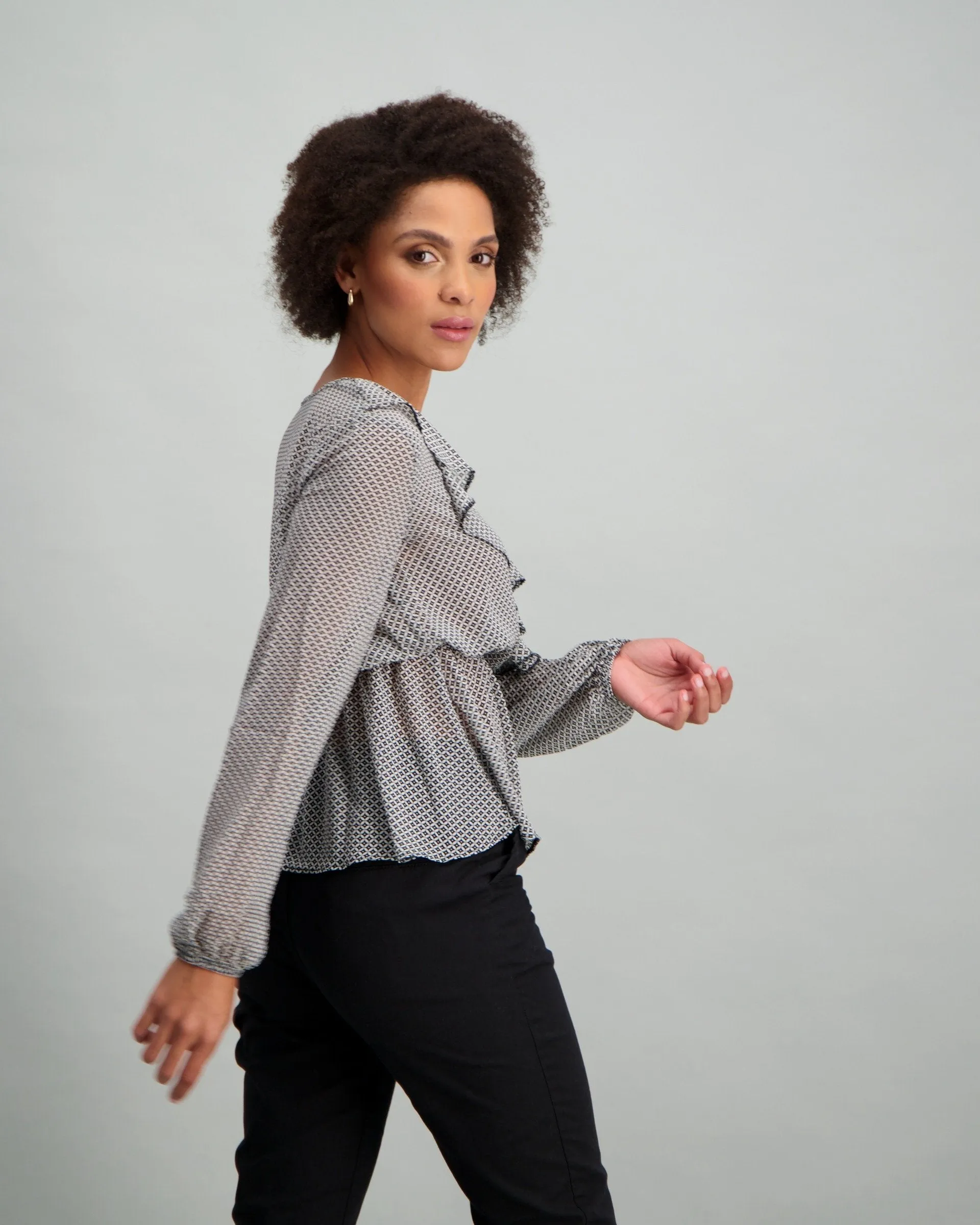 Ladies Ruffle Peplum Blouse - Black/White