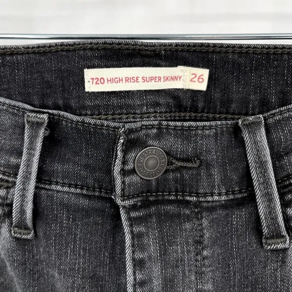 Levi's 720 High Rise Super Skinny Jeans in Subtle Art Washed Black Sz 26 Raw Hem