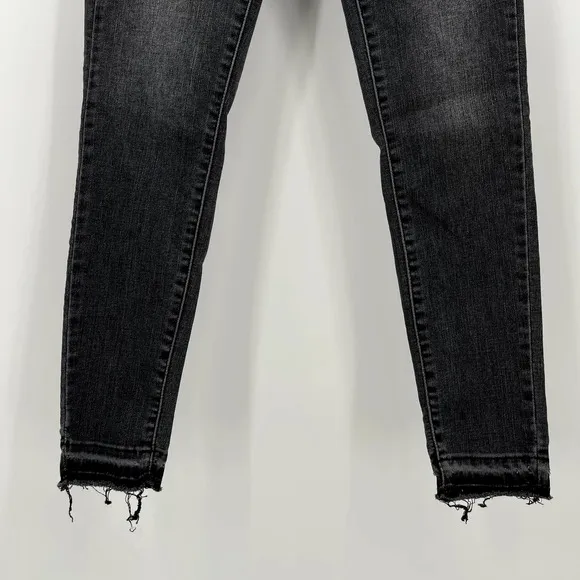 Levi's 720 High Rise Super Skinny Jeans in Subtle Art Washed Black Sz 26 Raw Hem