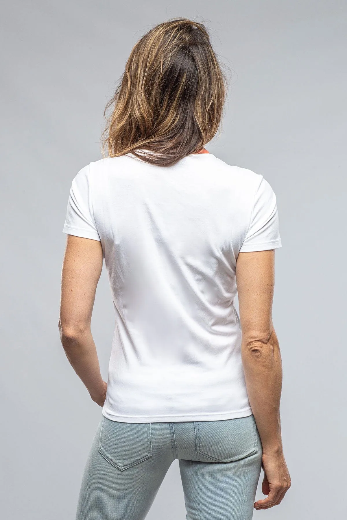 Livia Banded Neck Tee In White/ Cinnamon
