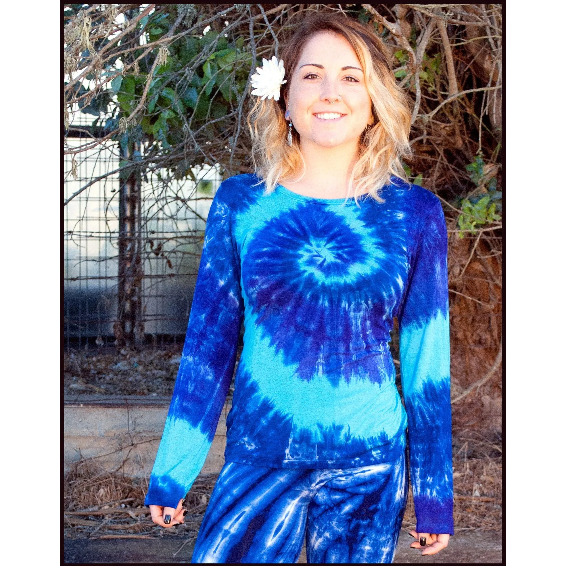 Long Sleeve Scoop Neck Top