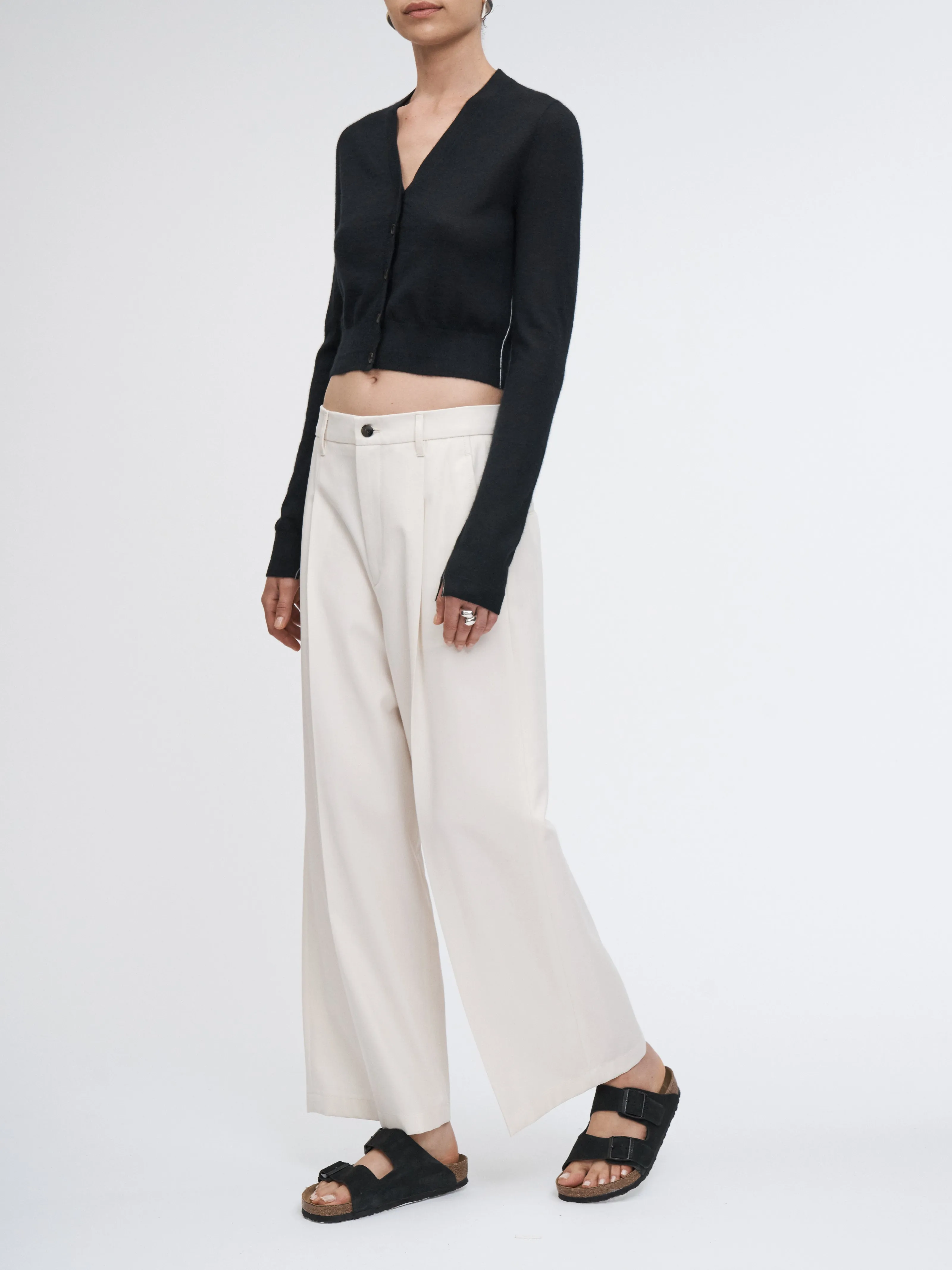 Long Sleeve Shrunken Cardigan in Black
