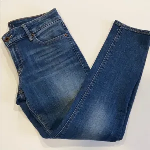 Lucky Brand Lolita Skinny Capri Jeans sz 27 (sz 4)