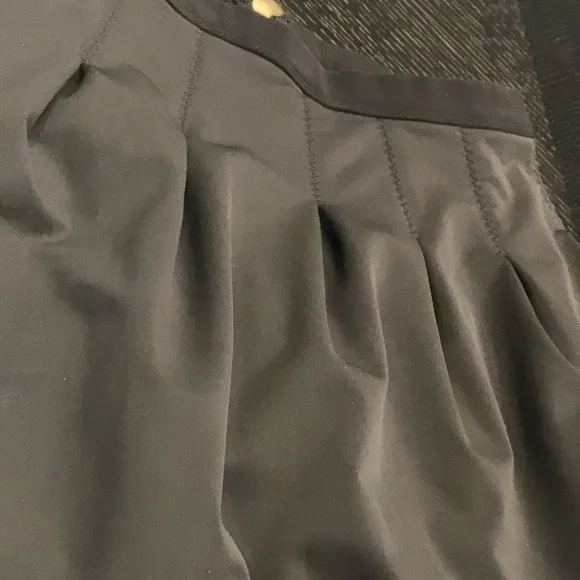 Lululemon pleated skirt with pockets!