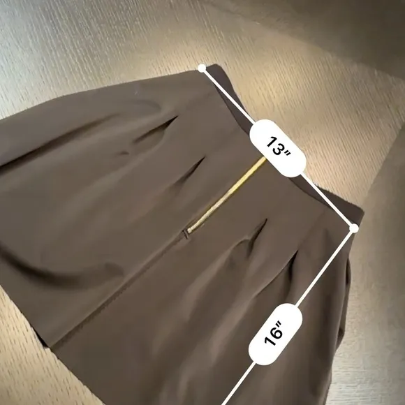 Lululemon pleated skirt with pockets!