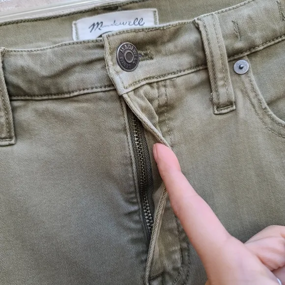 Madewell | 9&quot; High-Rise Skinny Soft Jeans: Raw-Hem Garment-Dyed Edition Size 30
