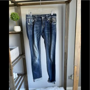 Miss Me Skinny Jeans Size 27