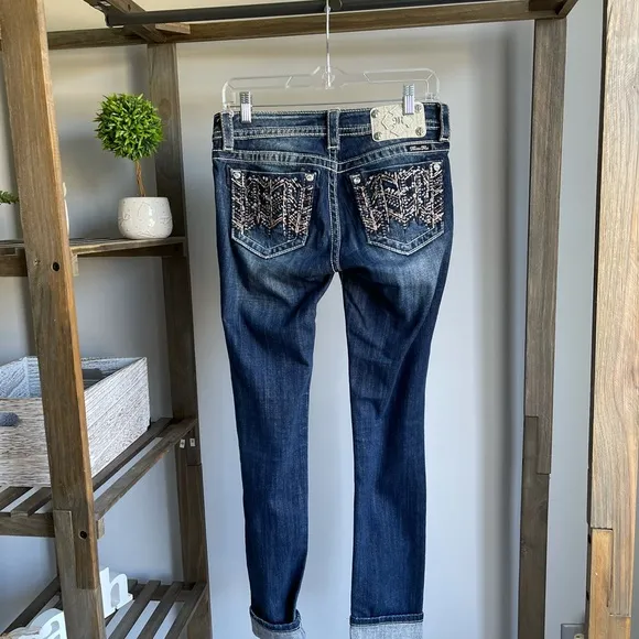 Miss Me Skinny Jeans Size 27